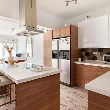 Апартаменты Seaside Haven Marina Nearby Parking Агиос-Николаос