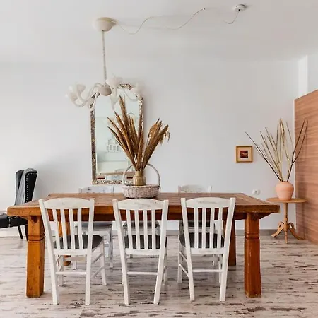 Seaside Haven Marina Nearby Parking * Агиос-Николаос